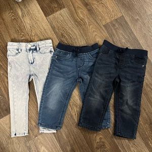 Boys jeans bundle.